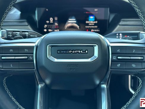 Used 2024 GMC Acadia Denali image 27