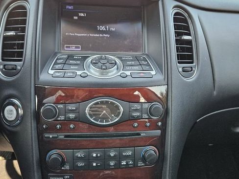 Used 2017 INFINITI QX50 2WD w/ Premium Plus Package image 23