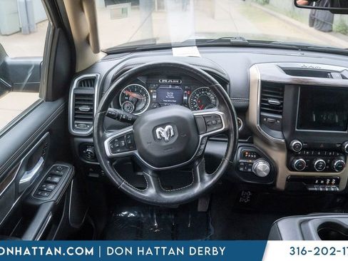 Used 2019 RAM 1500 Laramie AWD/4WD image 5