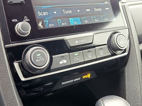 Used 2021 Honda Civic Sport image 15