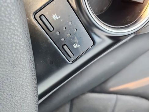 Used 2018 Toyota Camry XLE w/ Audio Package FWD image 11