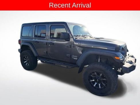 Used 2020 Jeep Wrangler Unlimited Sport S image 1
