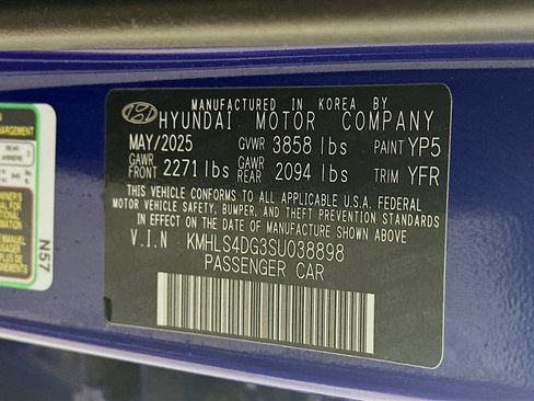 Used 2025 Hyundai Elantra SEL FWD image 12