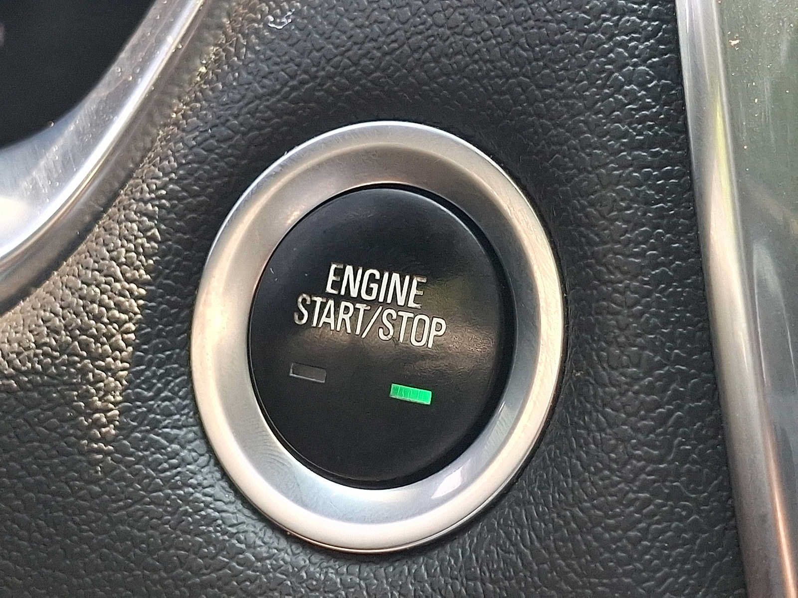 Certified 2022 Chevrolet Traverse RS AWD/4WD image 24