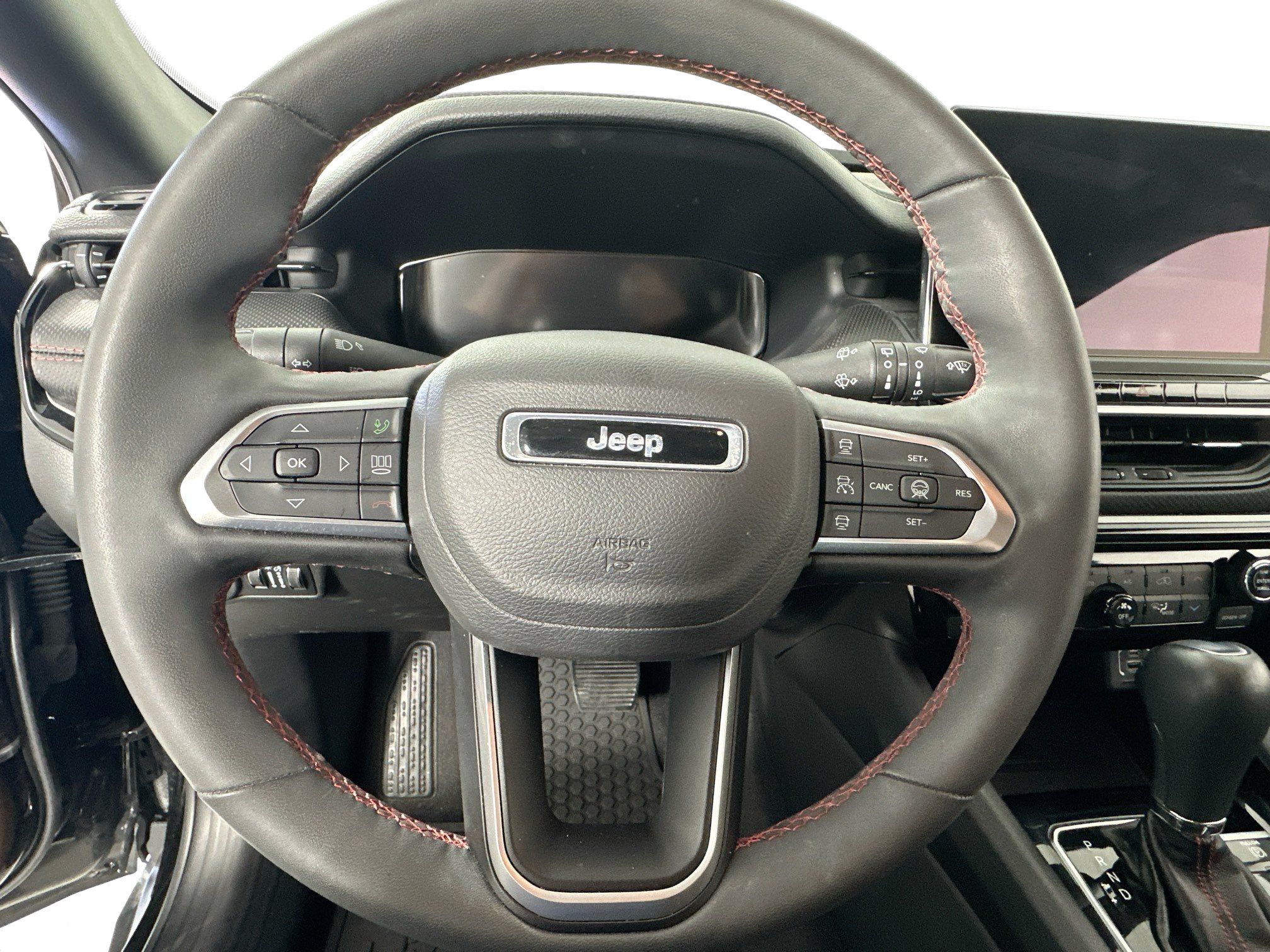 Used 2023 Jeep Compass Trailhawk w/ Trailhawk Elite Group AWD/4WD image 11