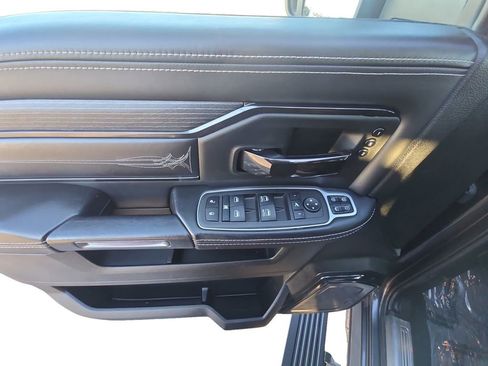 Used 2023 RAM 2500 Limited image 24