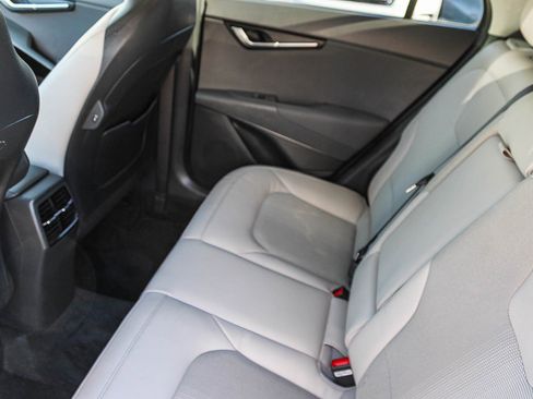 Used 2023 Kia Niro EX Touring image 19