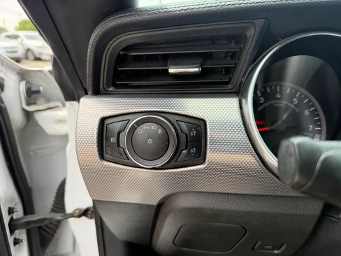 Used 2019 Ford Mustang GT w/ Equipment Group 301A RWD image 21