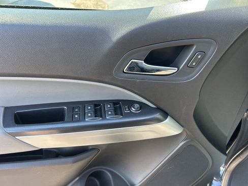 Used 2016 Chevrolet Colorado LT w/ LT Convenience Package image 4