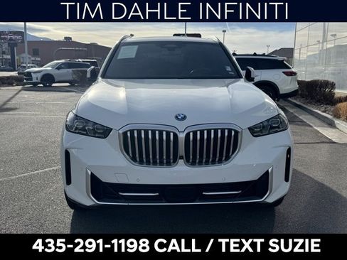 Used 2024 BMW X5 xDrive50e image 4