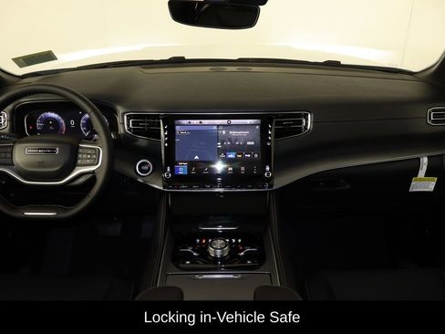 New 2026 Jeep Grand Wagoneer 4WD image 13