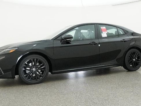 New 2026 Toyota Camry SE FWD image 21