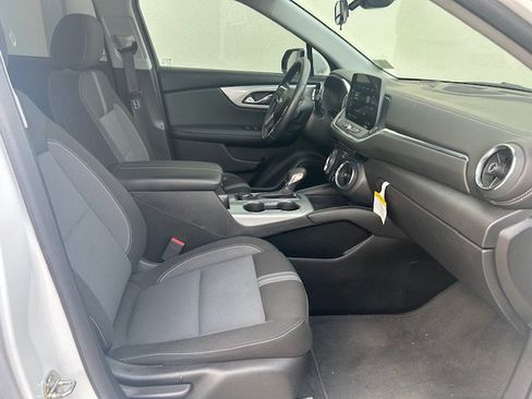 Used 2023 Chevrolet Blazer LT w/ Driver Confidence Package FWD image 12