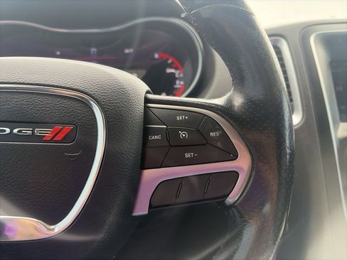 Used 2020 Dodge Durango SXT image 19