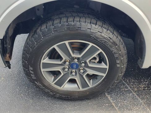 Used 2015 Ford F150 XLT w/ Equipment Group 301A Mid image 4