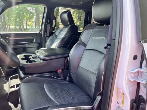 Used 2026 RAM 2500 Laramie AWD/4WD image 17