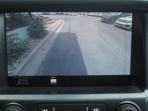 Used 2019 Chevrolet Colorado ZR2 w/ ZR2 Dusk Special Edition image 16