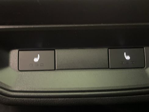 New 2026 Volkswagen Atlas Cross Sport SEL R-Line image 36