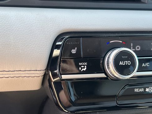 New 2025 Honda Pilot EX-L image 25