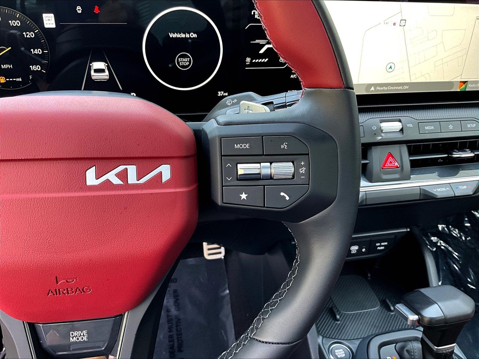 Certified 2025 Kia K4 GT-Line Turbo FWD image 12