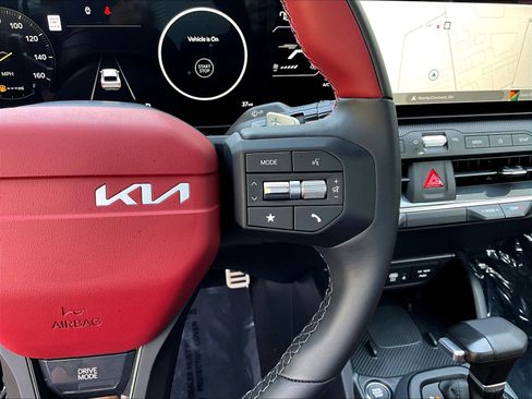Certified 2025 Kia K4 GT-Line Turbo FWD image 12
