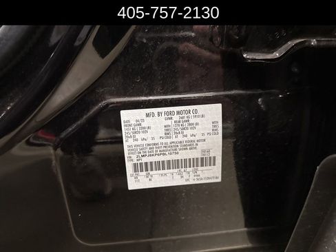 Used 2023 Lincoln Nautilus Reserve w/ Equipment Group 201A image 8