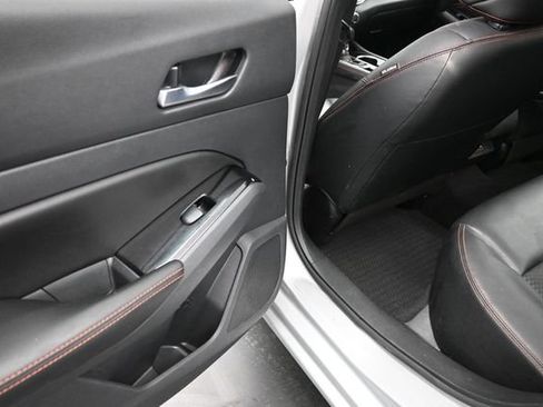Used 2023 Nissan Altima 2.5 SR FWD image 12