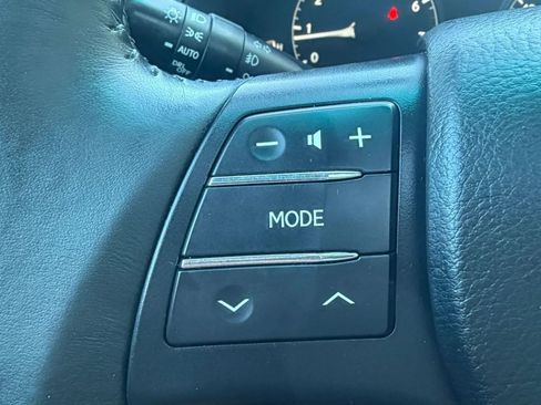 Used 2011 Lexus RX 350 2WD w/ Premium Pkg image 17