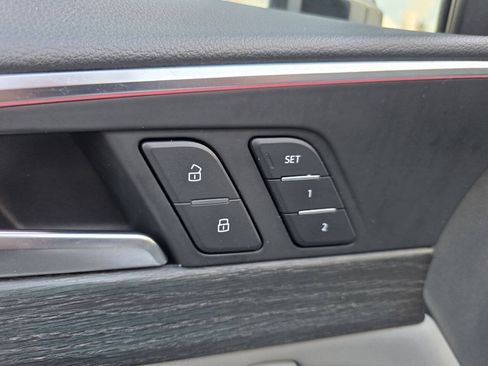 Used 2017 Audi A4 2.0T Prestige AWD/4WD image 46