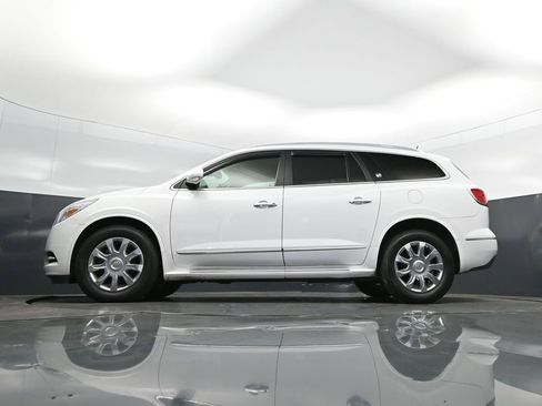 Used 2017 Buick Enclave Premium image 41