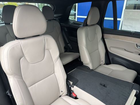 New 2026 Volvo XC90 T8 Ultra w/ Protection Package AWD/4WD image 24