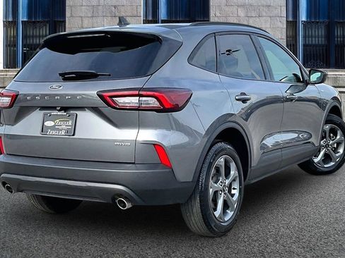 Certified 2025 Ford Escape ST-Line Select AWD/4WD image 11