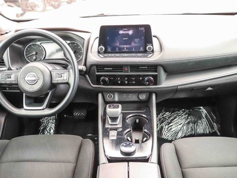 Used 2023 Nissan Rogue S AWD/4WD image 12