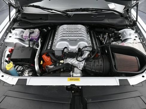 Used 2023 Dodge Challenger SRT Hellcat RWD image 39