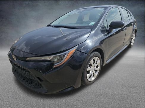 Used 2021 Toyota Corolla LE FWD image 4