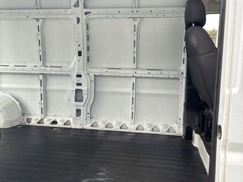 Used 2024 RAM ProMaster 2500 w/ Convenience Group image 26