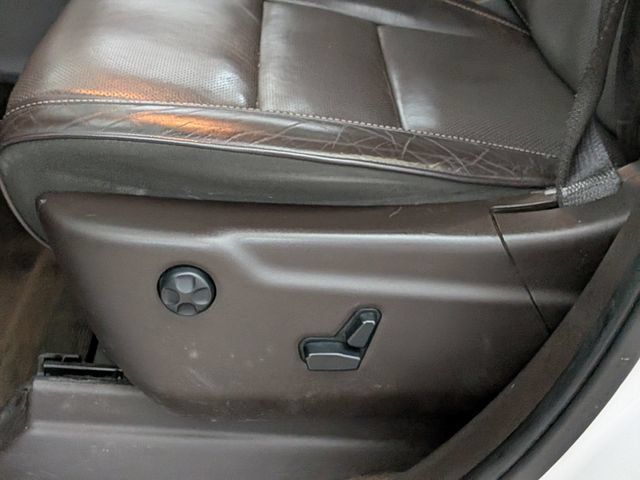 Used 2019 Jeep Grand Cherokee Summit AWD/4WD image 13