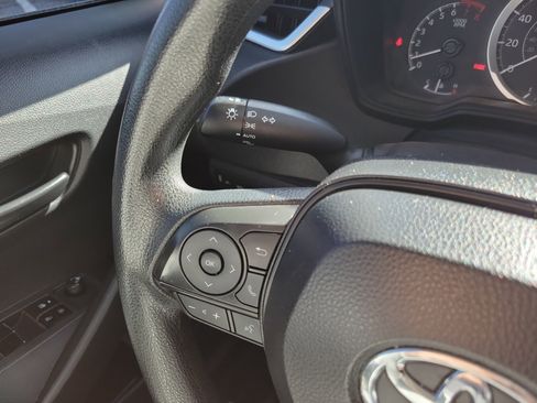 Certified 2022 Toyota Corolla LE image 22
