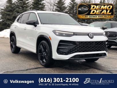 New 2026 Volkswagen Tiguan SE R-Line