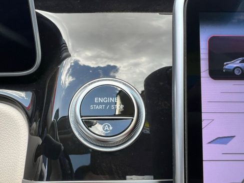 Used 2023 Mercedes-Benz S 500 4MATIC image 56