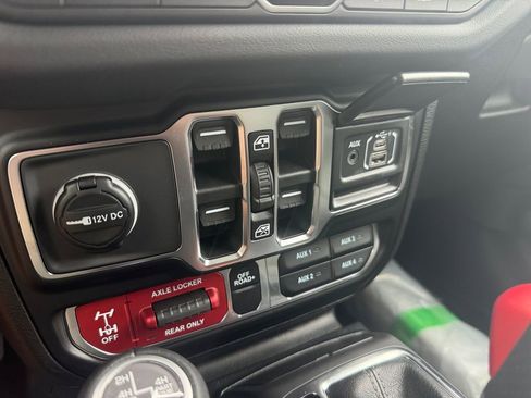 New 2026 Jeep Gladiator Mojave AWD/4WD image 25