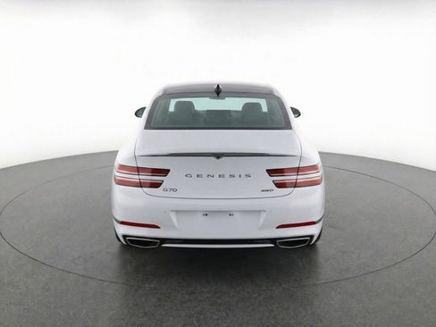 Used 2025 Genesis G70 2.5T image 7