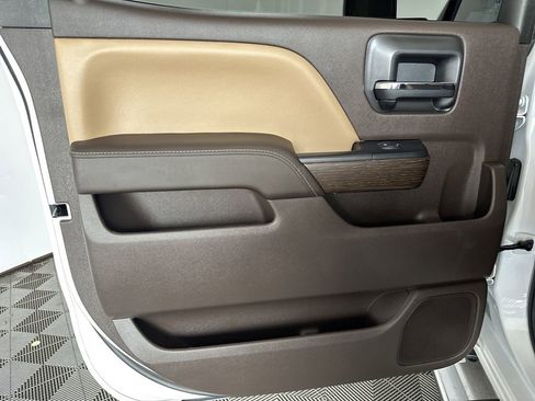 Used 2019 GMC Sierra 2500 Denali w/ Duramax Plus Package image 30