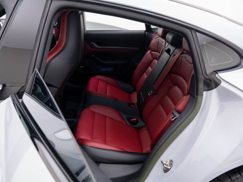 Certified 2023 Porsche Taycan Turbo S image 17