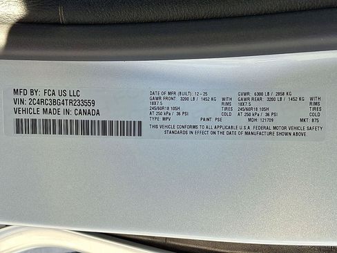 New 2026 Chrysler Pacifica Select AWD/4WD image 17