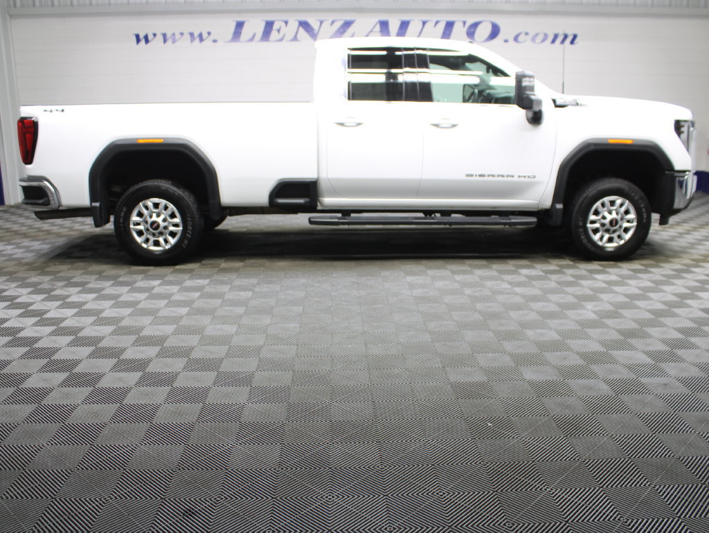 Used 2024 GMC Sierra 2500 SLE w/ SLE Convenience Package AWD/4WD image 2