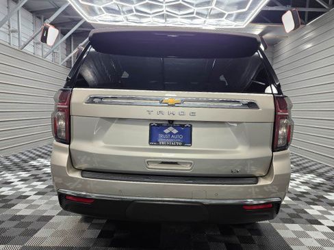Used 2022 Chevrolet Tahoe LT w/ Luxury Package AWD/4WD image 7