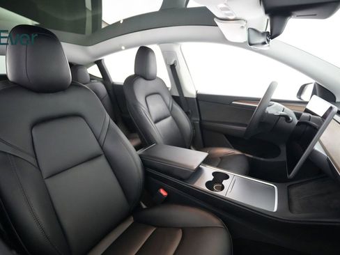 Used 2022 Tesla Model Y Performance image 23