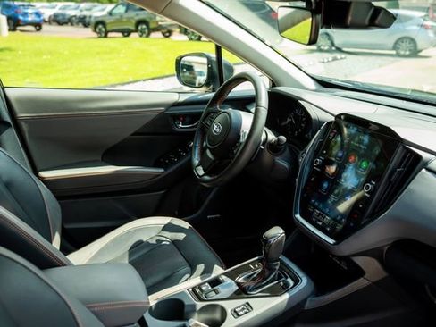 Certified 2024 Subaru Crosstrek 2.5i Limited w/ Crosstrek Mirror Package image 25