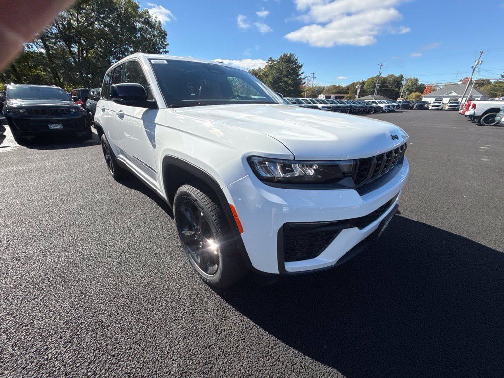 New 2027 Jeep Grand Cherokee Limited AWD/4WD image 7